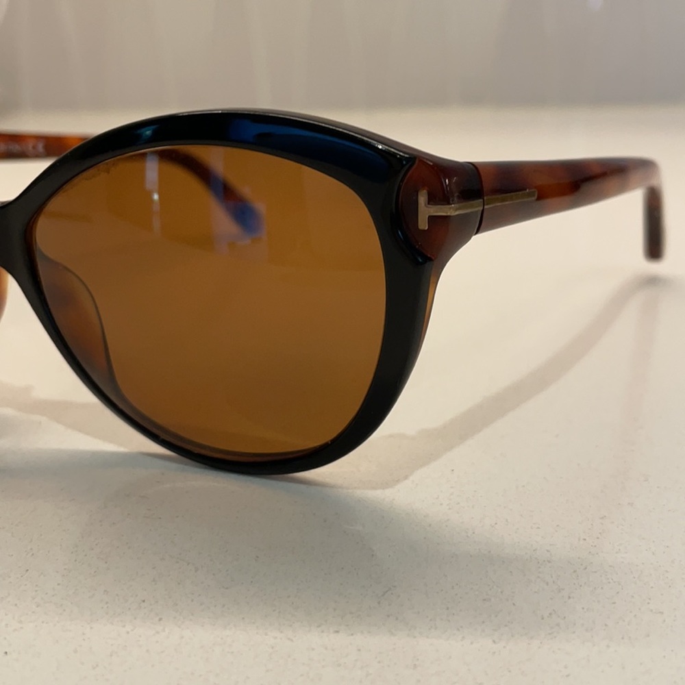 Tom Ford RXable Sunglasses - Picture 7 of 10